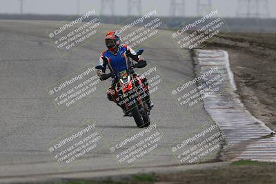 media/Nov-29-2025-TrackDaz (Sat) [[10ae2d9bce]]/C Group/Session 3 (Outside Grapevine)/